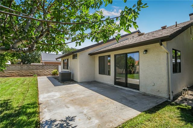 29524 Cambridge, Castaic, CA 91384