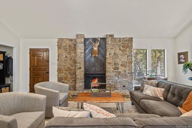 7609 Flintrock Road, North Little Rock, AR 72116