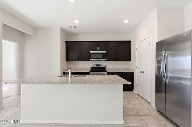 43721 W ACACIA Avenue, Maricopa, AZ 85138