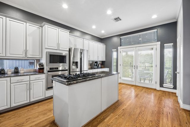 707 Lester Street, Houston, TX 77007