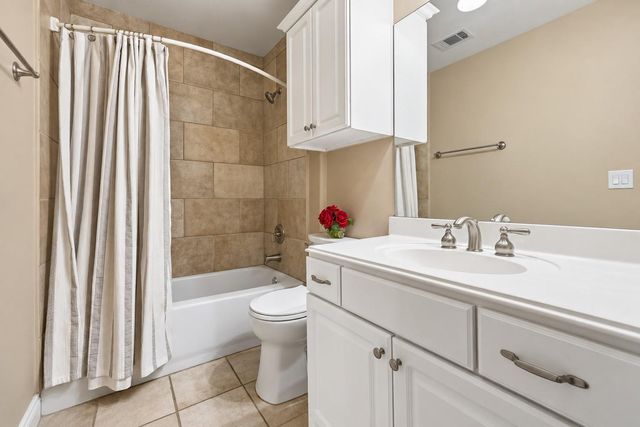 707 Lester Street, Houston, TX 77007