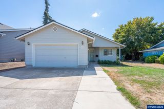 955 Margaret St E, Monmouth, OR 97361