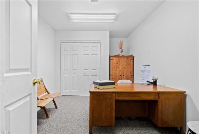 1300 Bainbridge BLVD, Chesapeake, VA 23324