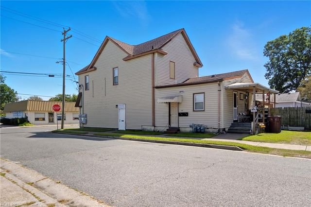 1300 Bainbridge BLVD, Chesapeake, VA 23324