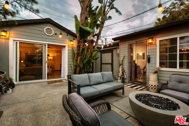 1016 Oakwood Avenue, Venice (los Angeles), CA 90291