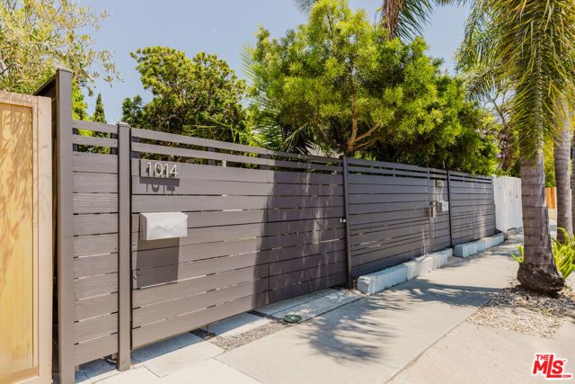 1016 Oakwood Avenue, Venice (los Angeles), CA 90291