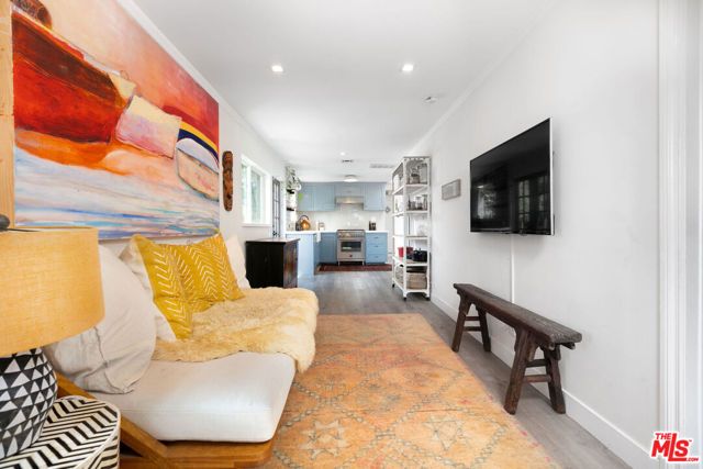 1016 Oakwood Avenue, Venice (los Angeles), CA 90291