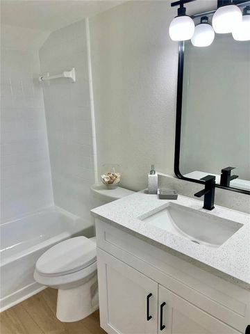 2734 HUNT CLUB LANE, Orlando, FL 32826