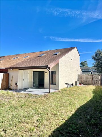 2734 HUNT CLUB LANE, Orlando, FL 32826