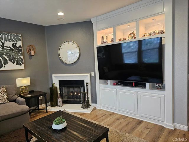 5864 Backus Peak Way, Fontana, CA 92336