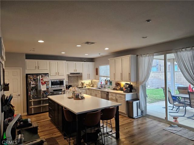 5864 Backus Peak Way, Fontana, CA 92336