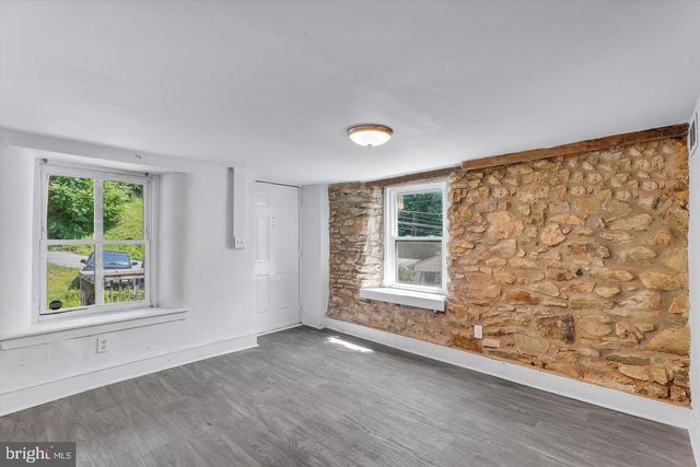 62 IRISH LN, Coatesville, PA 19320