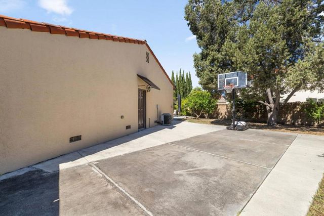 2323 Abaca Way, Fremont, CA 94539