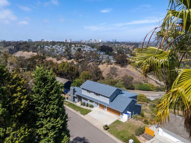 7901 Avenida Kirjah, La Jolla, CA 92037