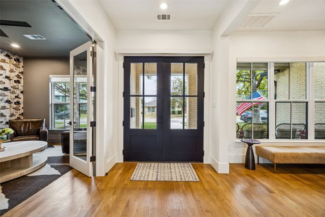 7154 Bennington Drive, Dallas, TX 75214