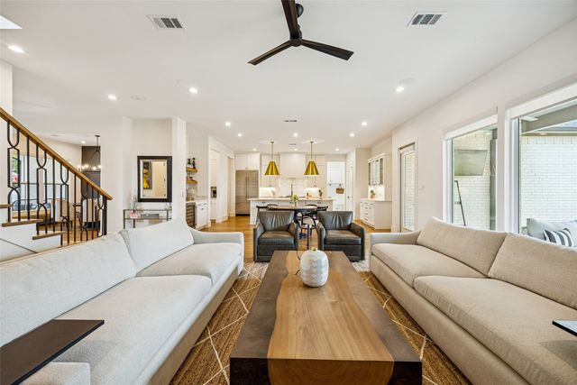 7154 Bennington Drive, Dallas, TX 75214