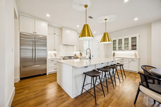 7154 Bennington Drive, Dallas, TX 75214