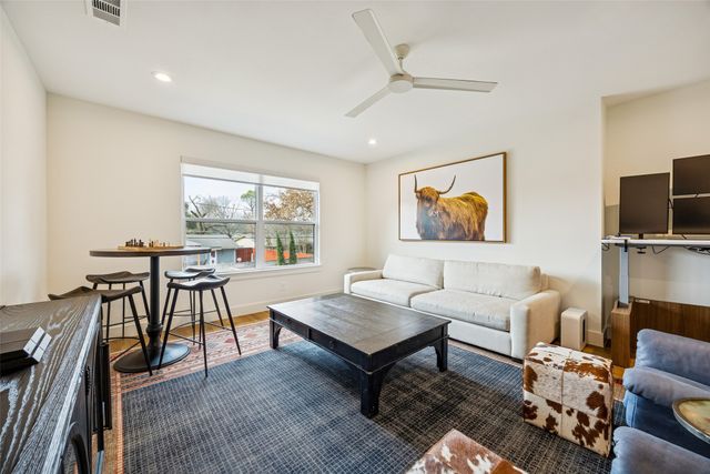 7154 Bennington Drive, Dallas, TX 75214