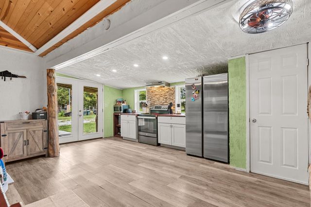 9 Wood Forest Drive, New Waverly, TX 77358