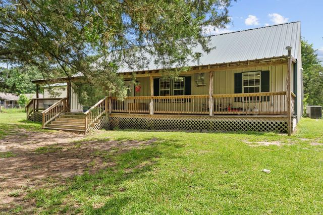 9 Wood Forest Drive, New Waverly, TX 77358