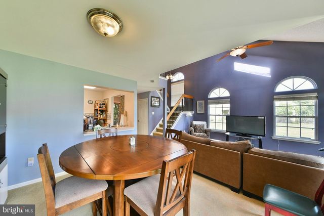 14 NUTMEG PL, Newtown, PA 18940