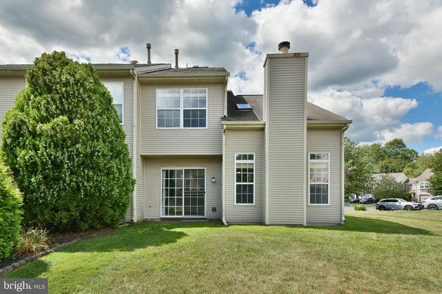 14 NUTMEG PL, Newtown, PA 18940