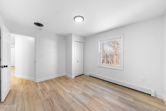 204 3rd Ave Extension, East Greenbush, NY 12144