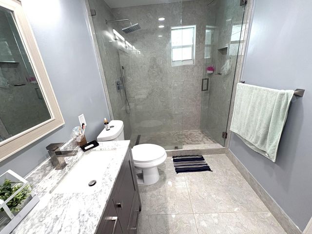 1401 NW 75th Terrace, Plantation, FL 33313