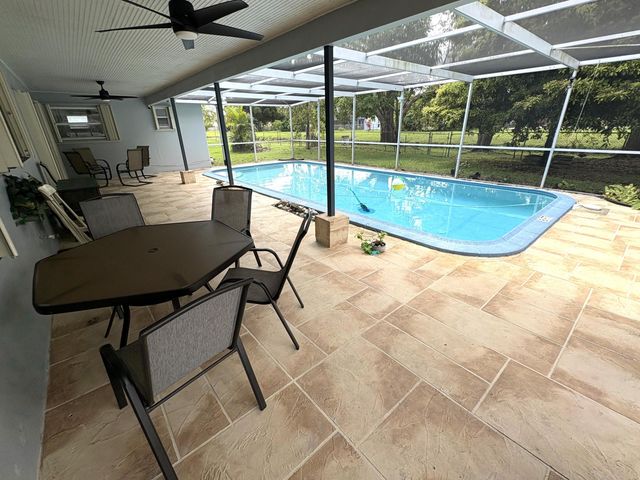 1401 NW 75th Terrace, Plantation, FL 33313