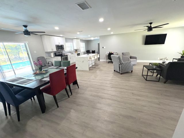 1401 NW 75th Terrace, Plantation, FL 33313