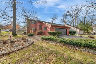 1351 Glen Oak Drive, Rose Township, MI 48442