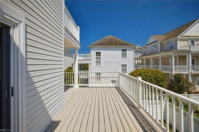410 Pinewell DR, Norfolk, VA 23503