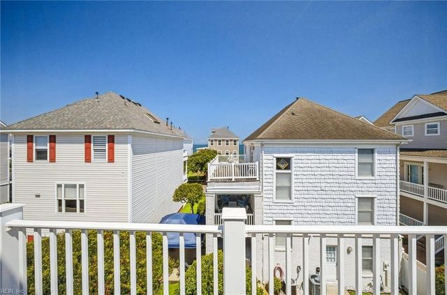 410 Pinewell DR, Norfolk, VA 23503