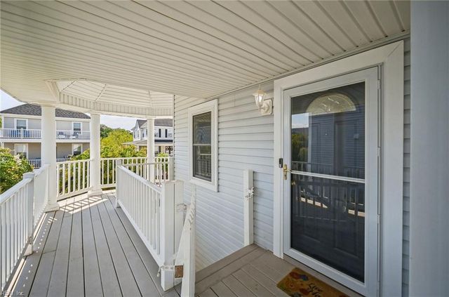410 Pinewell DR, Norfolk, VA 23503