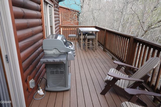 3226 White Falcon Way, Pigeon Forge, TN 37862