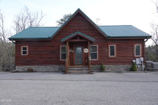 3226 White Falcon Way, Pigeon Forge, TN 37862