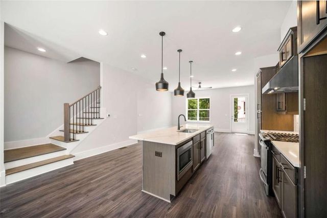 2443 Sycamore Road, Atlanta, GA 30318