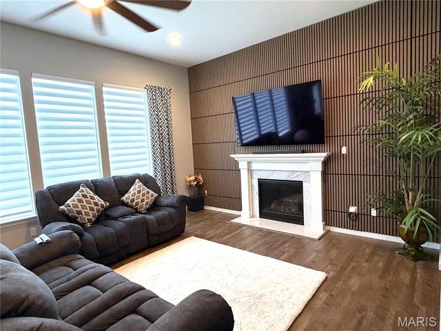 208 Willow Ridge Court, Eureka, MO 63025