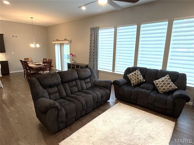 208 Willow Ridge Court, Eureka, MO 63025