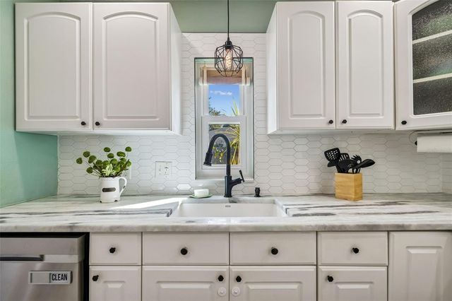 4001 8TH AVENUE N, St Petersburg, FL 33713