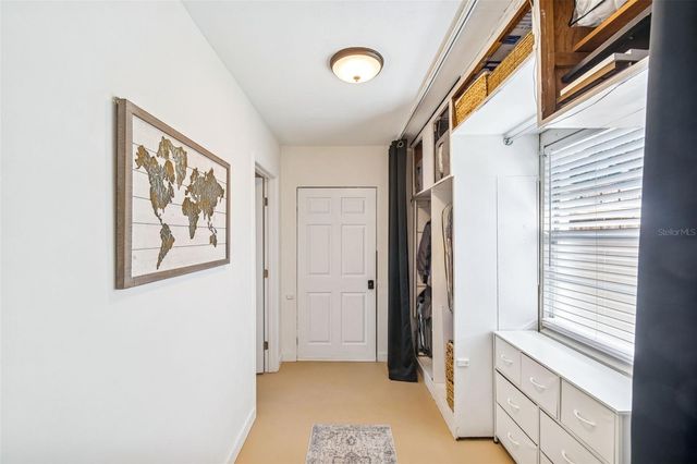 4001 8TH AVENUE N, St Petersburg, FL 33713