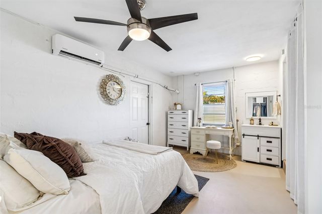 4001 8TH AVENUE N, St Petersburg, FL 33713