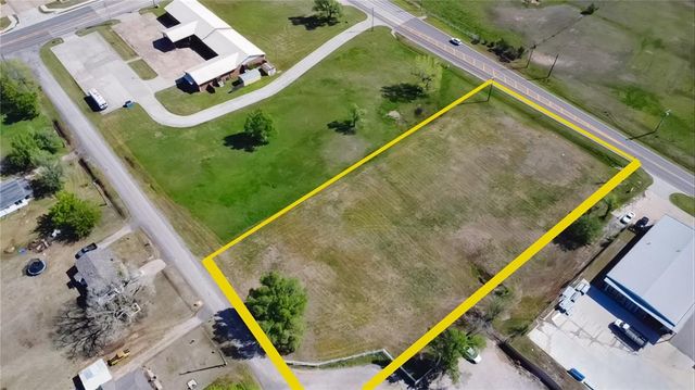 2097 S Eastern Avenue, Moore, OK 73160