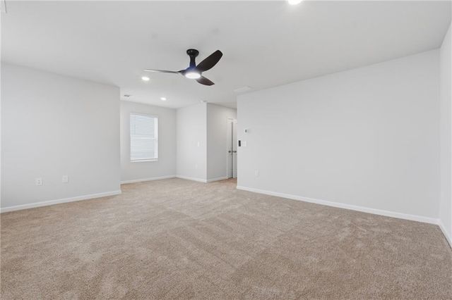 218 Norchester Avenue, Hogansville, GA 30230