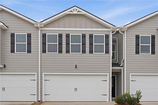 218 Norchester Avenue, Hogansville, GA 30230