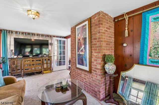 59 HILLSIDE AVENUE, West Orange Twp., NJ 07052