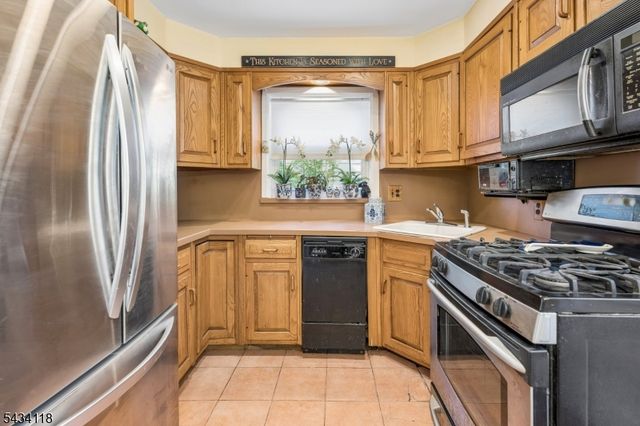 59 HILLSIDE AVENUE, West Orange Twp., NJ 07052