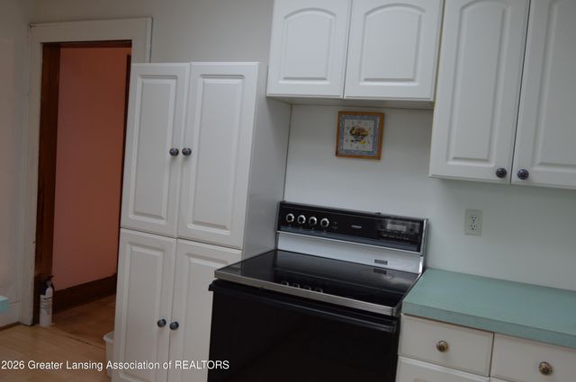 1538 E César E. Chávez Avenue, Lansing, MI 48906
