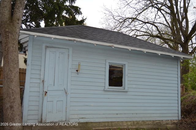 1538 E César E. Chávez Avenue, Lansing, MI 48906