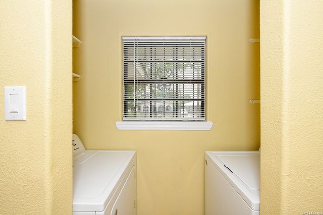 1543 Rada, San Antonio, TX 78214